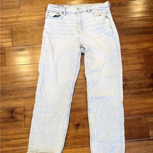 American Eagle Outfitters Light Wash Straight Leg Jeans